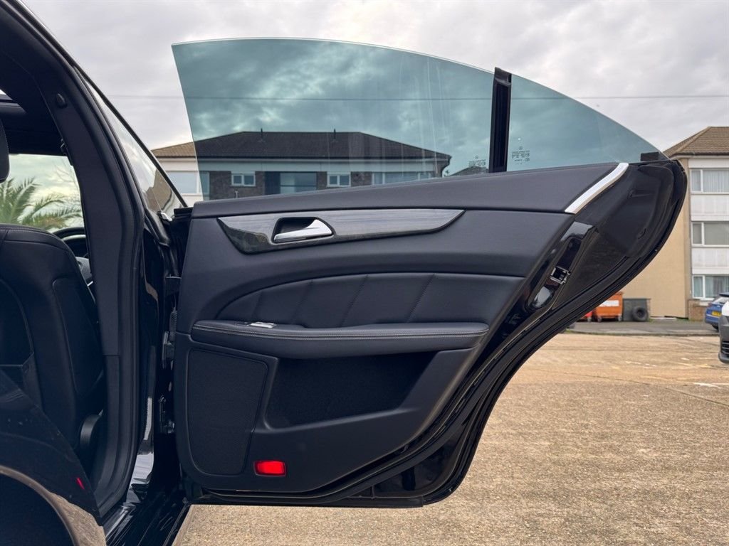 Used Volkswagen Golf 2014 for sale - 77642981: Photo 32