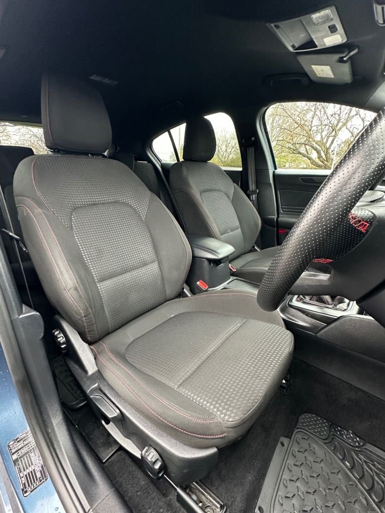 Used Ford Focus 2023 for sale - 77212994: Photo 12