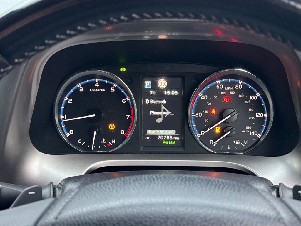 Used Toyota RAV4 2017 for sale - 76665614: Photo 30