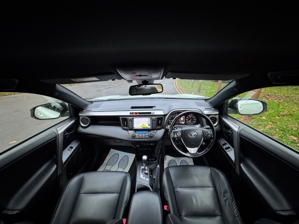 Used Toyota RAV4 2017 for sale - 76665614: Photo 36