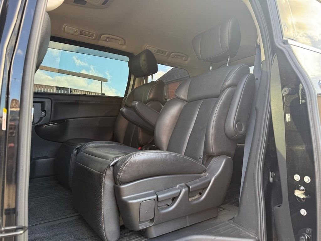 Used Nissan Elgrand 2026 for sale - 77464253: Photo 10
