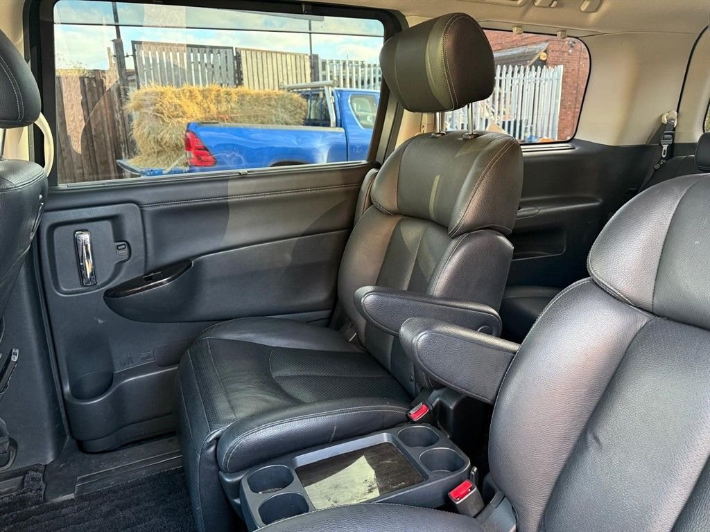 Used Nissan Elgrand 2026 for sale - 77464253: Photo 11