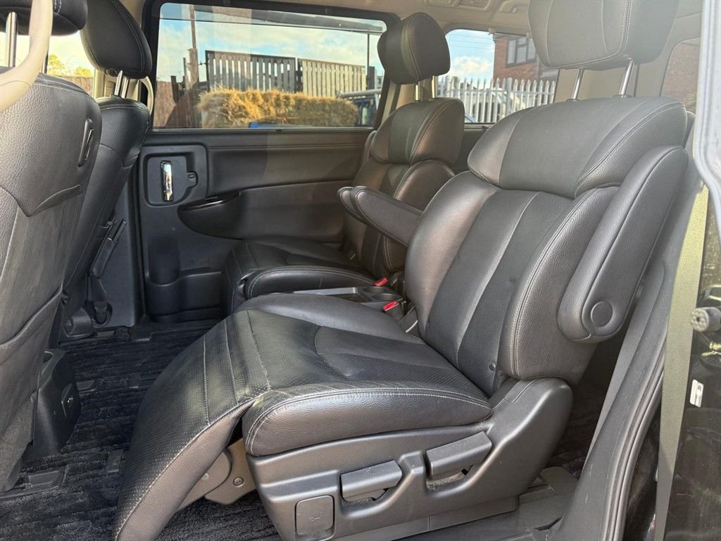 Used Nissan Elgrand 2026 for sale - 77464253: Photo 14