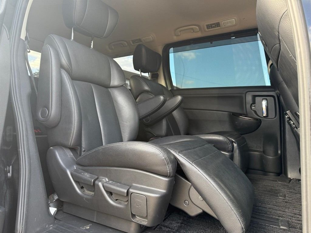 Used Nissan Elgrand 2026 for sale - 77464253: Photo 18