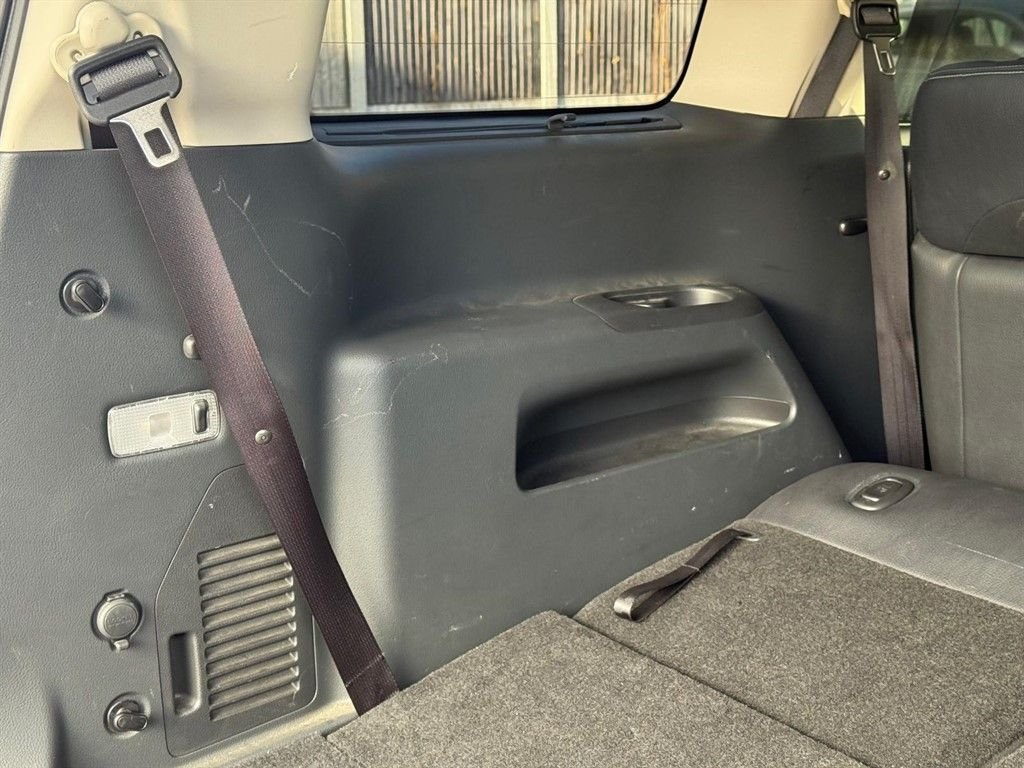 Used Nissan Elgrand 2026 for sale - 77464253: Photo 32