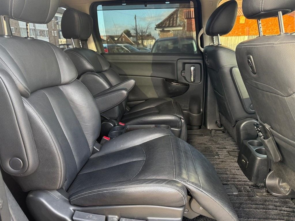 Used Nissan Elgrand 2026 for sale - 77464253: Photo 36