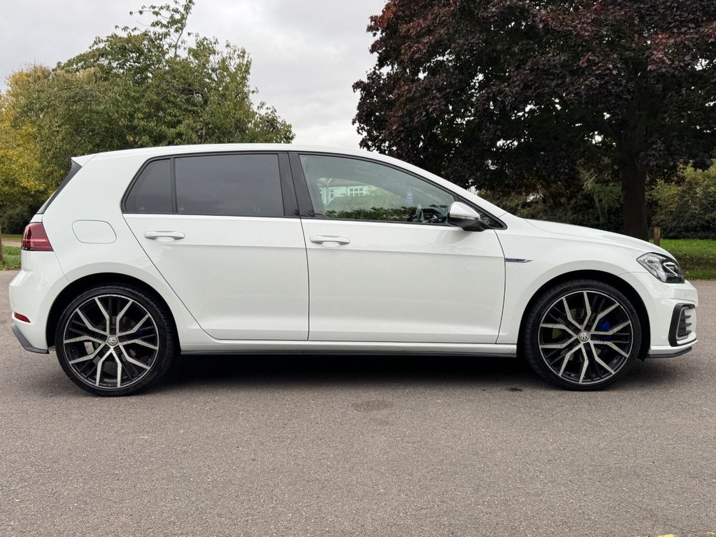 Used Volkswagen Golf 2018 for sale - 76256370: Photo 10