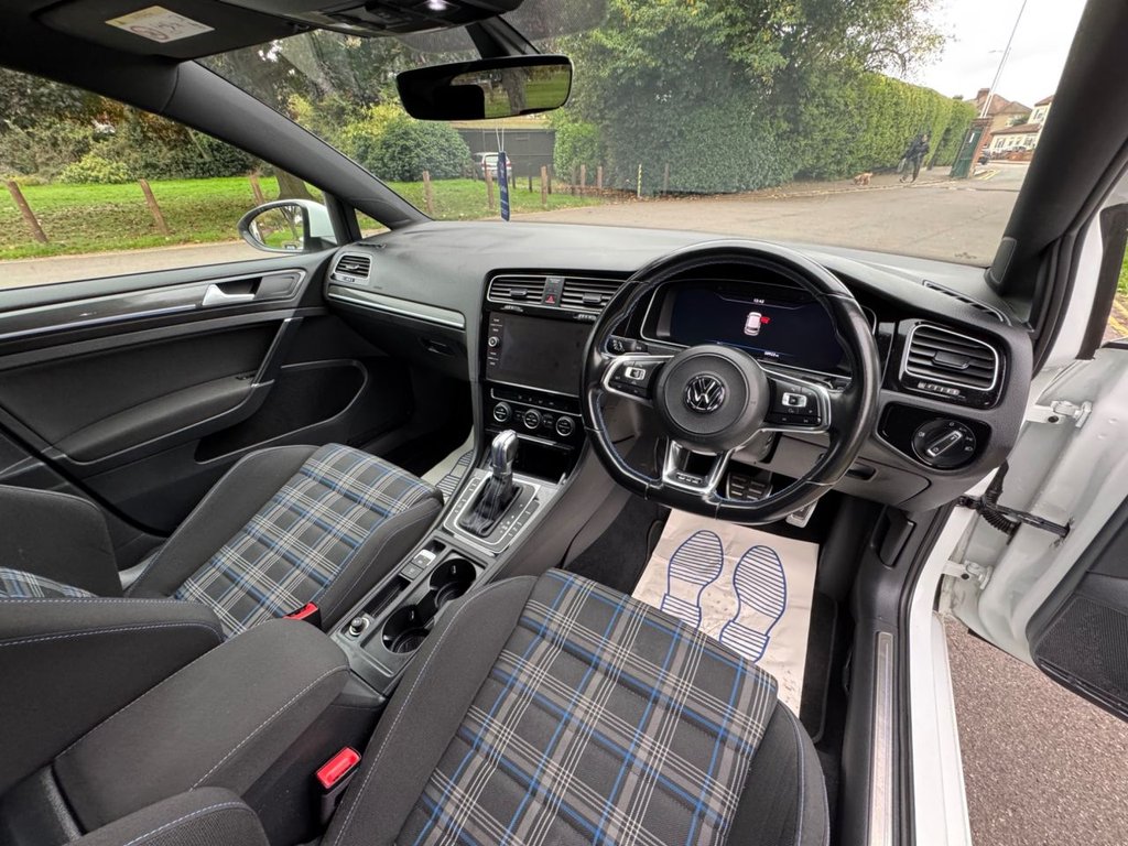 Used Volkswagen Golf 2018 for sale - 76256370: Photo 12