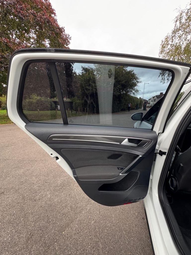 Used Volkswagen Golf 2018 for sale - 76256370: Photo 18