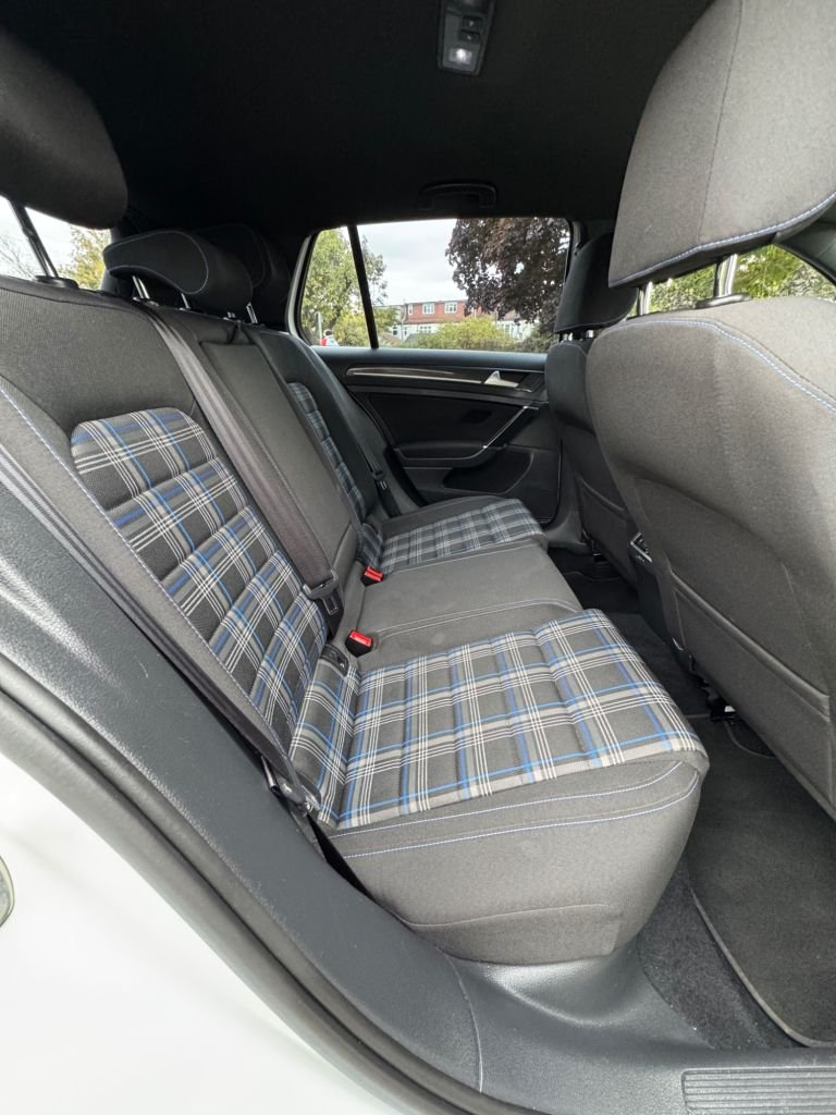 Used Volkswagen Golf 2018 for sale - 76256370: Photo 19