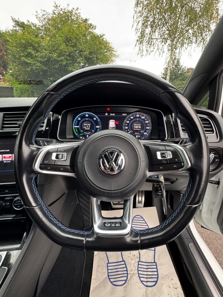 Used Volkswagen Golf 2018 for sale - 76256370: Photo 26