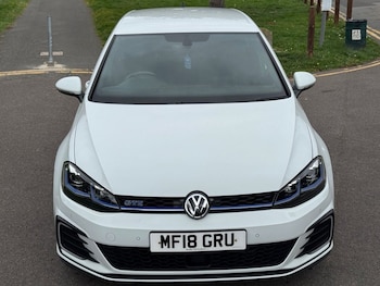 Used Volkswagen Golf 2018 for sale - 76256370: Photo