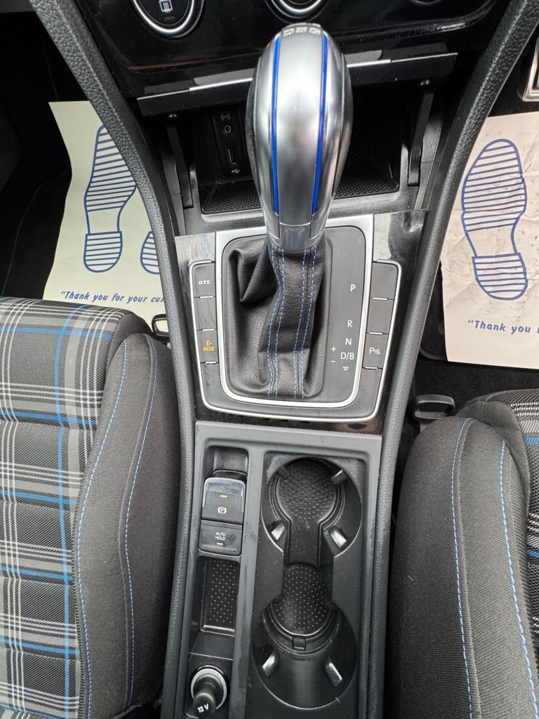 Used Volkswagen Golf 2018 for sale - 76256370: Photo 31