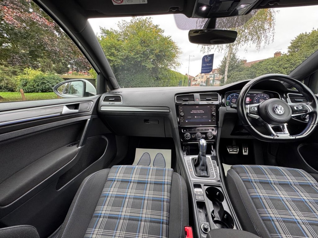 Used Volkswagen Golf 2018 for sale - 76256370: Photo 34