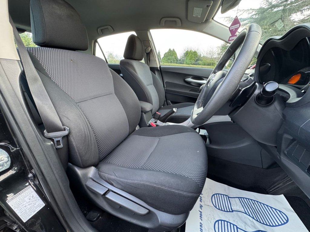 Used Toyota Auris 2011 for sale - 77693184: Photo 12