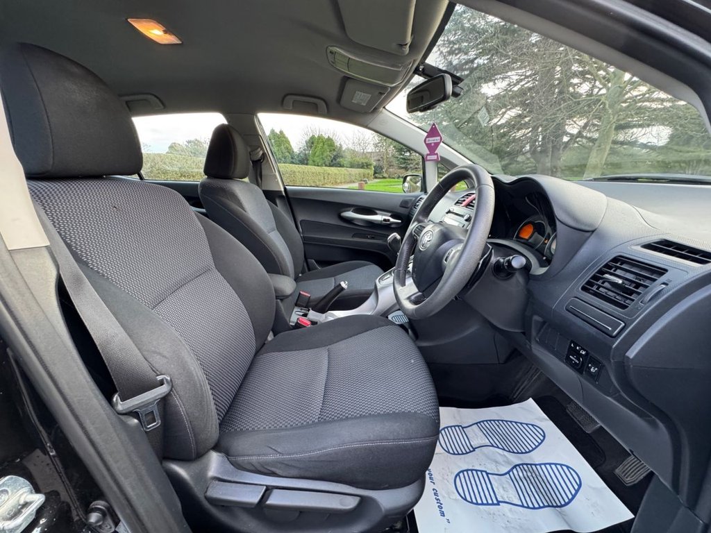Used Toyota Auris 2011 for sale - 77693184: Photo 13