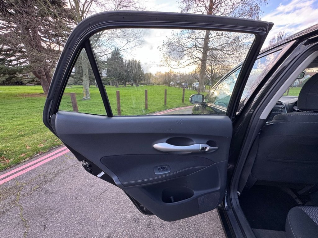 Used Toyota Auris 2011 for sale - 77693184: Photo 23