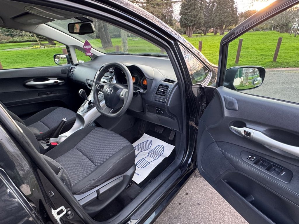 Used Toyota Auris 2011 for sale - 77693184: Photo 9