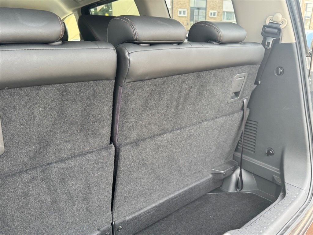 Used Nissan Elgrand 2025 for sale - 77547042: Photo 16