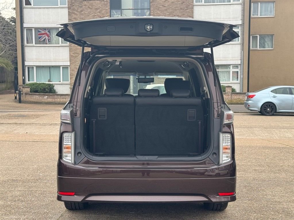 Used Nissan Elgrand 2025 for sale - 77547042: Photo 28