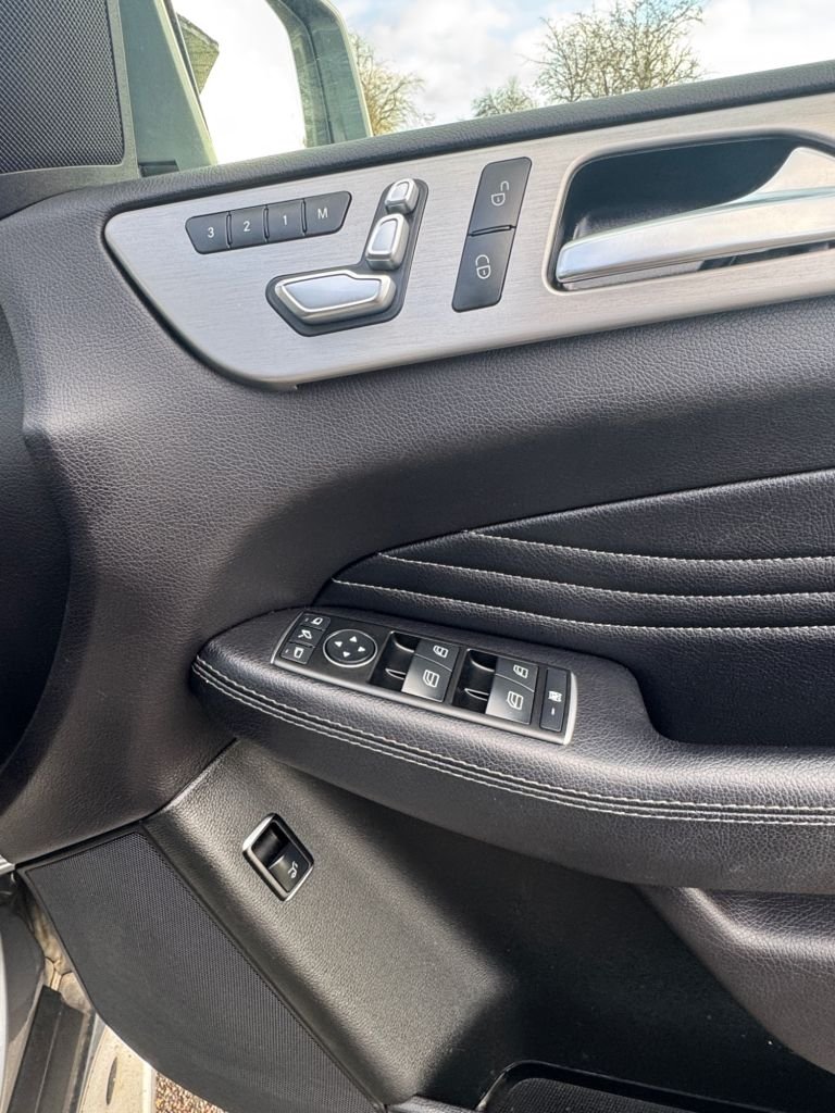 Used Mercedes-Benz GLE 2016 for sale - 76900632: Photo 31