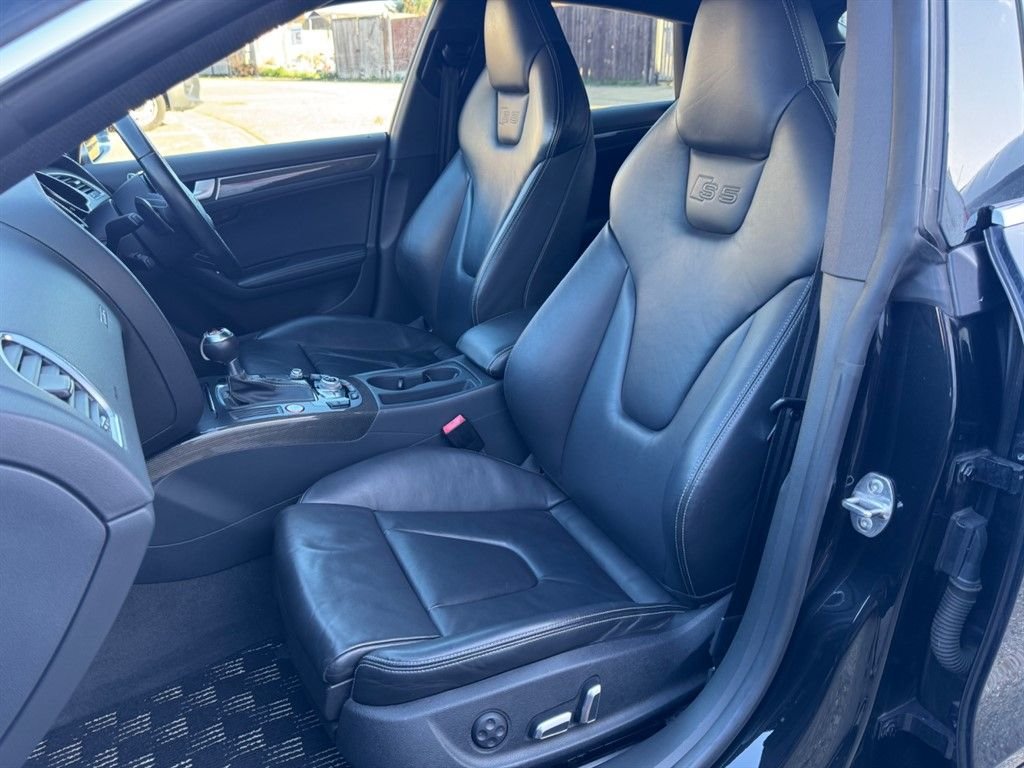 Used Hyundai i10 2015 for sale - 77557945: Photo 15