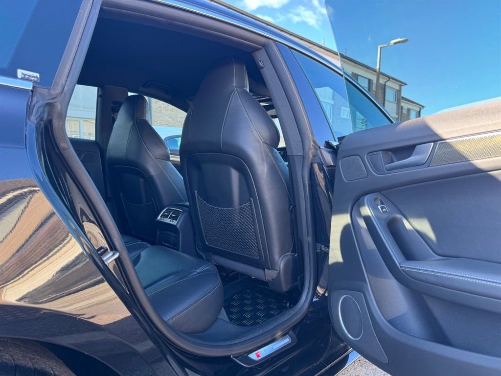 Used Hyundai i10 2015 for sale - 77557945: Photo 33