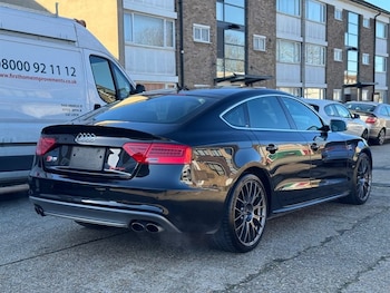 Used Hyundai i10 2015 for sale - 77557945: Photo