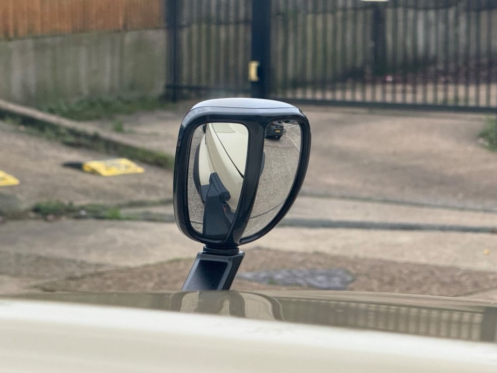 Used Toyota Land Cruiser 2025 for sale - 77672813: Photo 49