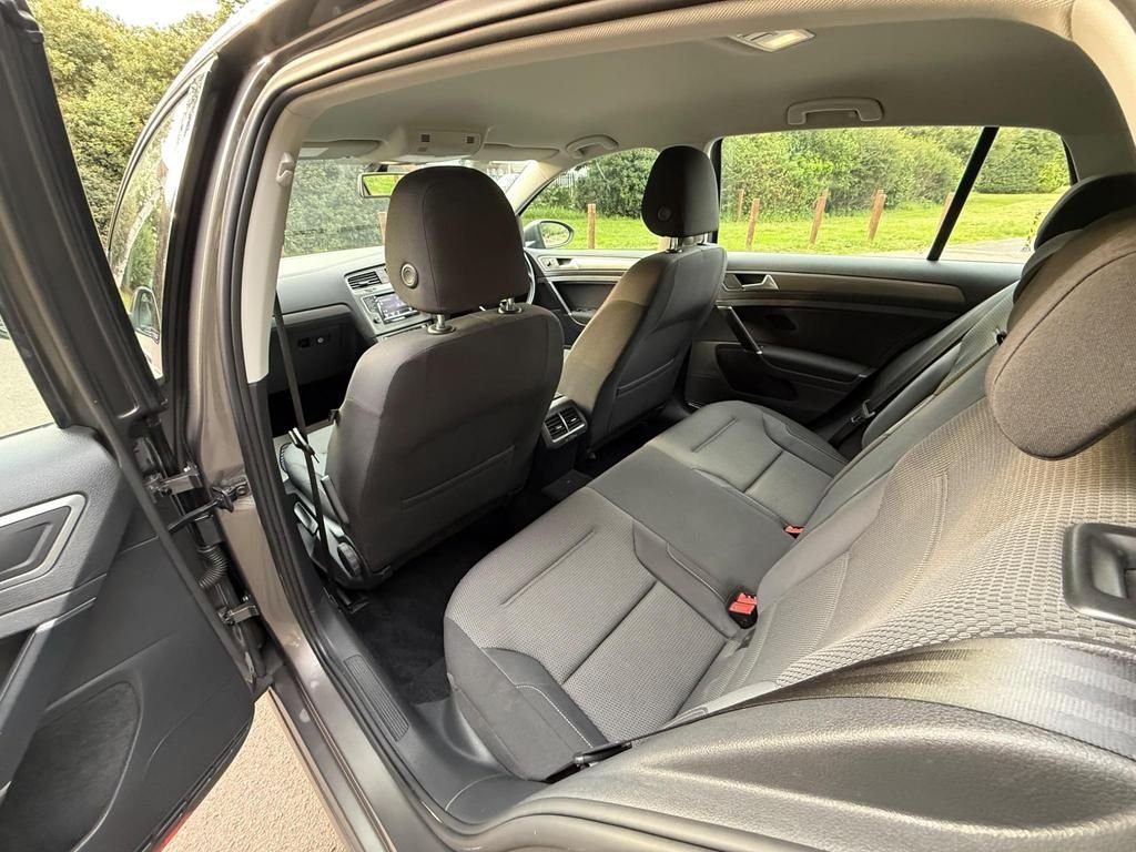 Used Volkswagen Golf 2013 for sale - 76376303: Photo 27