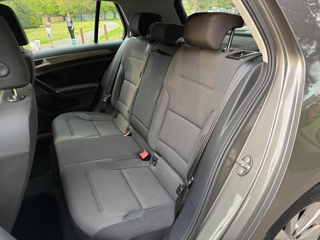 Used Volkswagen Golf 2013 for sale - 76376303: Photo 29