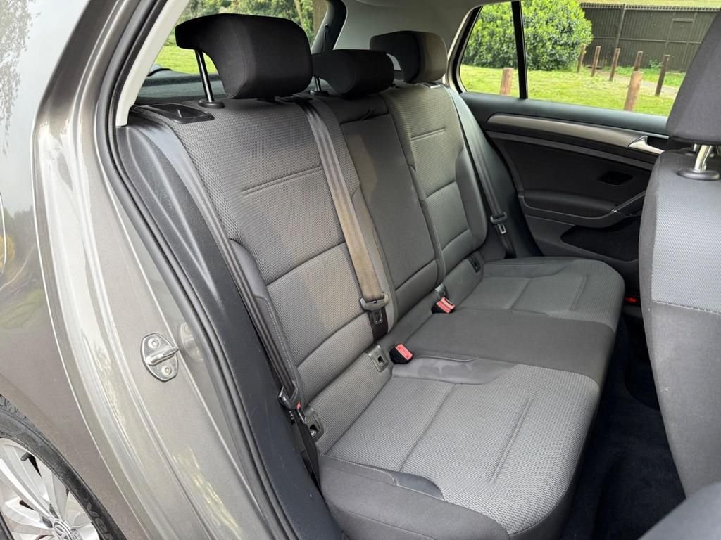 Used Volkswagen Golf 2013 for sale - 76376303: Photo 34