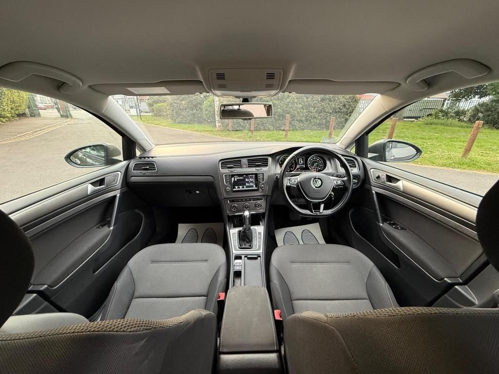 Used Volkswagen Golf 2013 for sale - 76376303: Photo 37