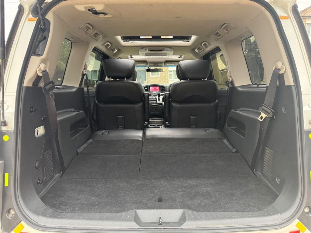 Used Nissan Elgrand 2012 for sale - 77483464: Photo 21