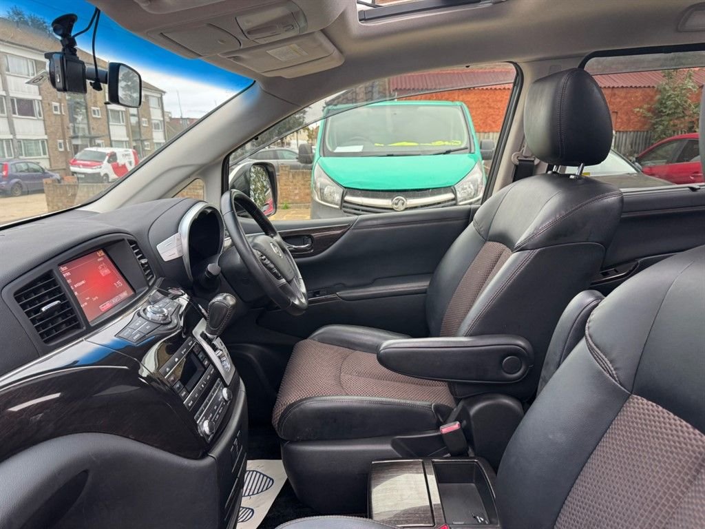 Used Nissan Elgrand 2012 for sale - 77483464: Photo 22