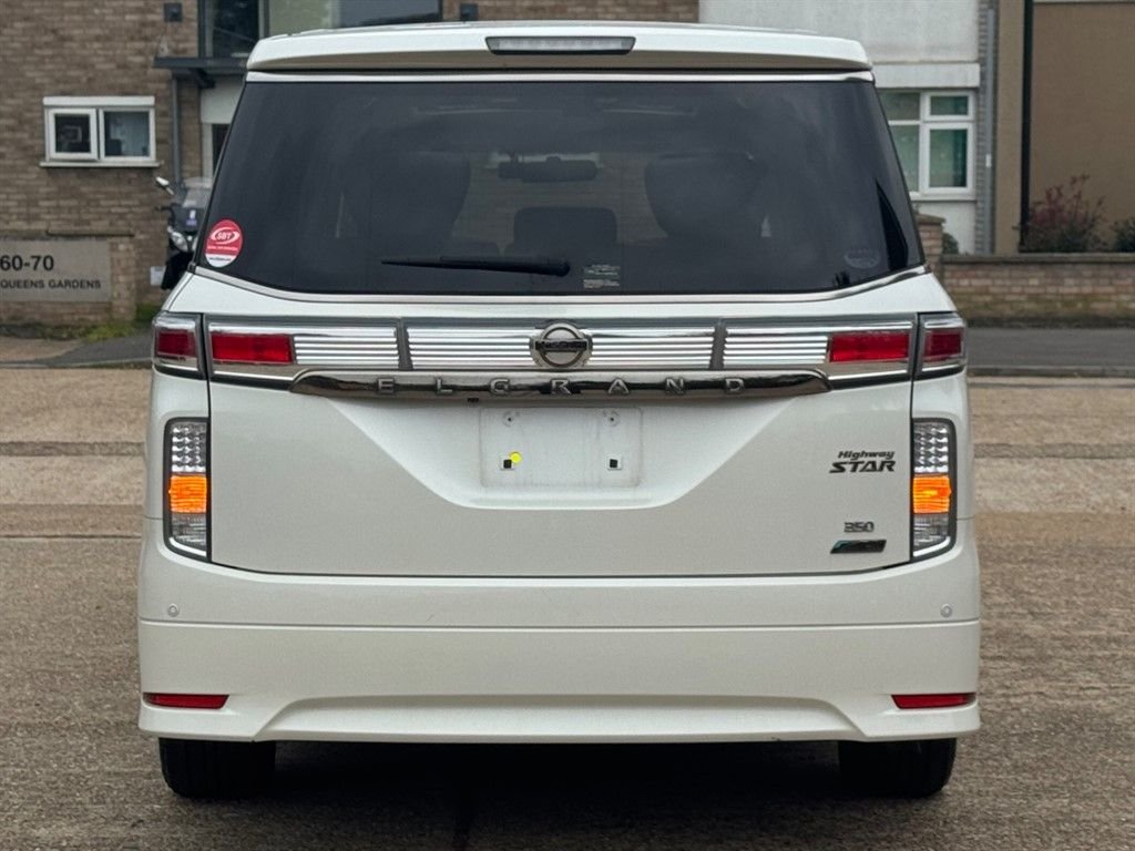 Used Nissan Elgrand 2012 for sale - 77483464: Photo 5