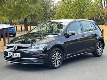 Used Volkswagen Golf 2018 for sale - 79643717: Photo