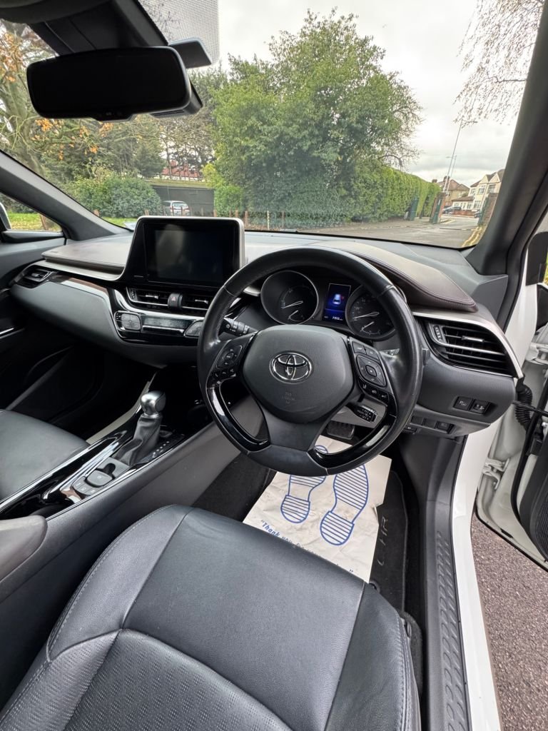 Used Toyota C-HR 2019 for sale - 76632388: Photo 12
