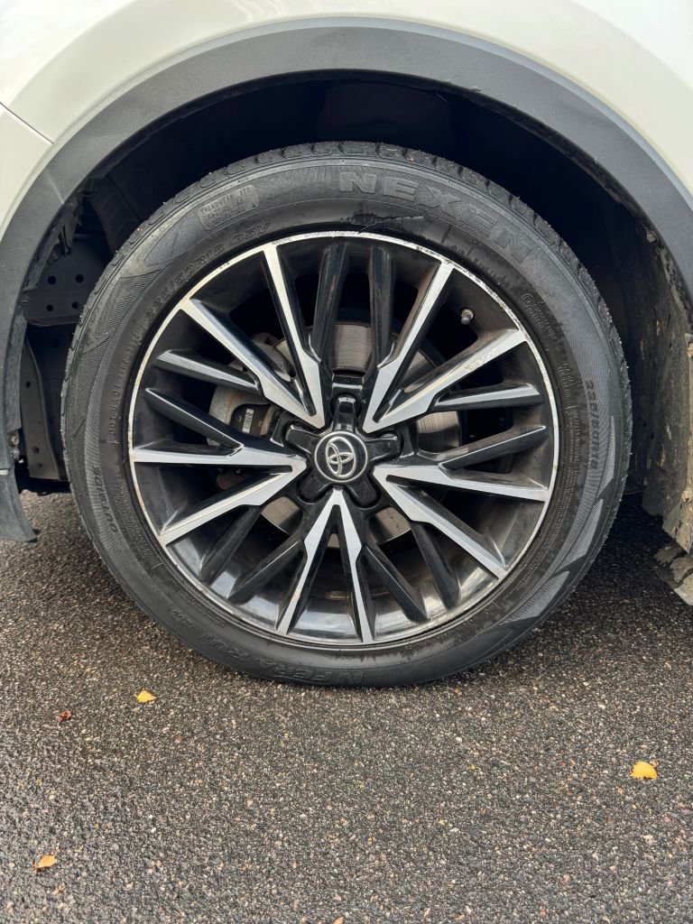 Used Toyota C-HR 2019 for sale - 76632388: Photo 22