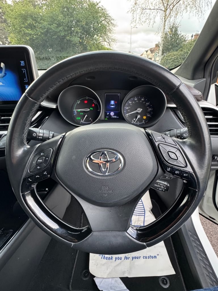 Used Toyota C-HR 2019 for sale - 76632388: Photo 26