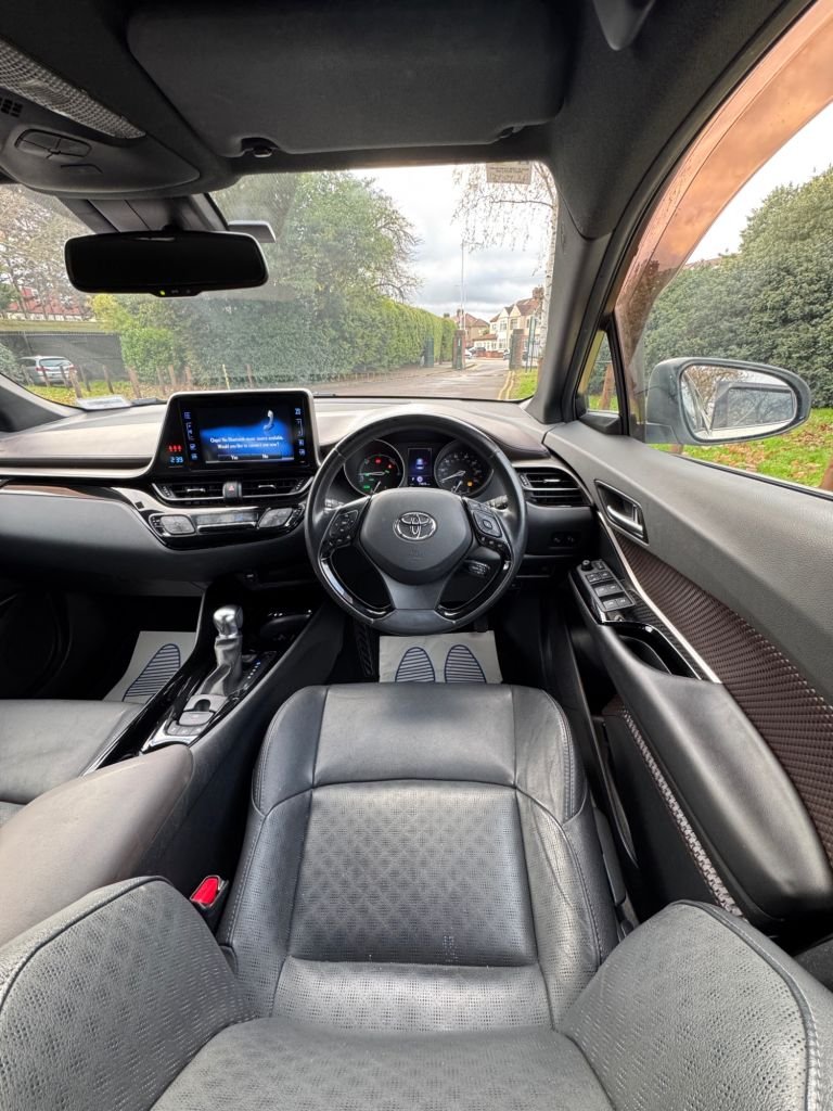 Used Toyota C-HR 2019 for sale - 76632388: Photo 34