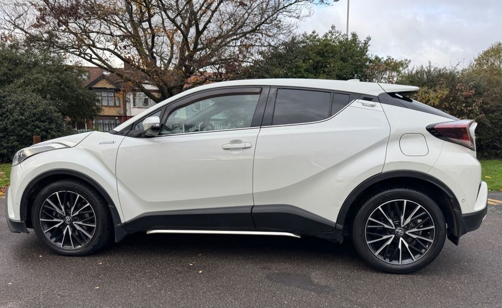 Used Toyota C-HR 2019 for sale - 76632388: Photo 5