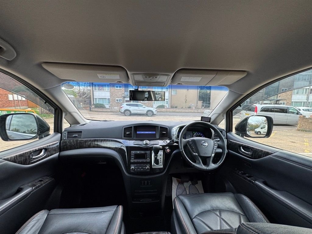 Used Nissan Elgrand 2018 for sale - 77477485: Photo 29