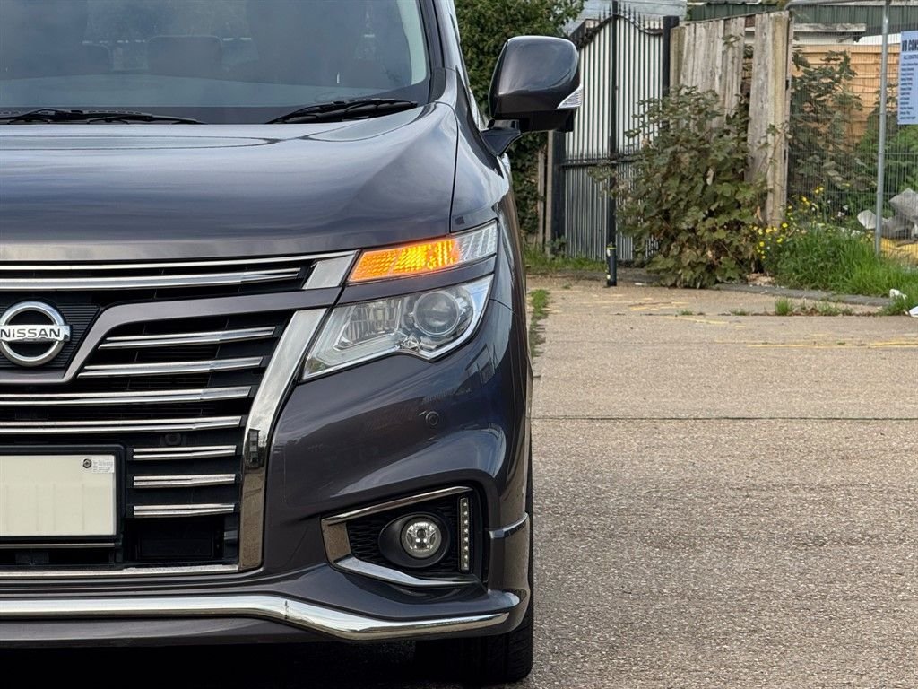 Used Nissan Elgrand 2018 for sale - 77477485: Photo 46