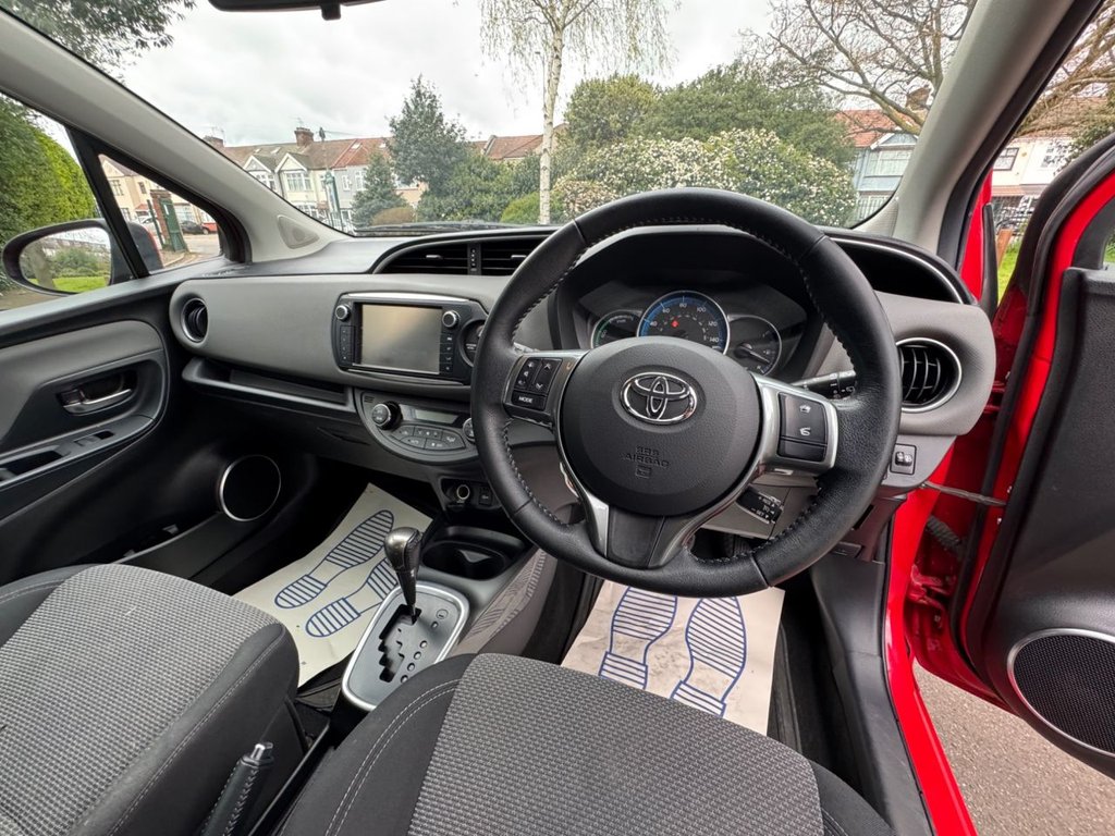 Used Toyota Yaris 2016 for sale - 78124540: Photo 10