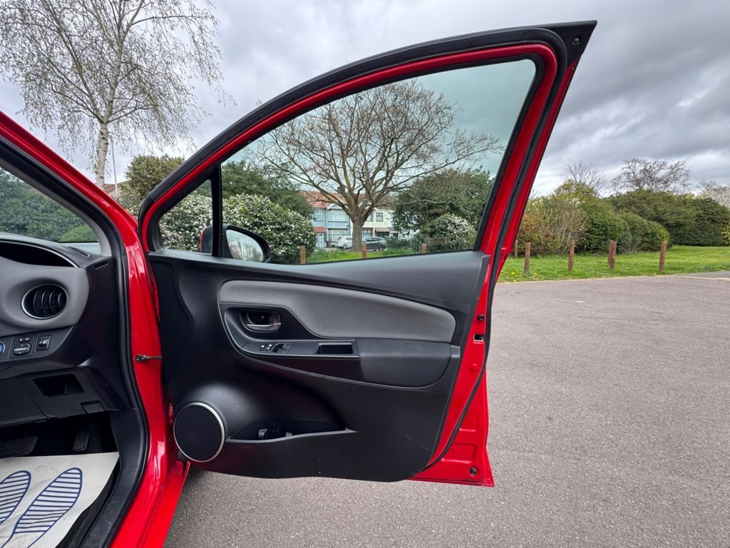 Used Toyota Yaris 2016 for sale - 78124540: Photo 12