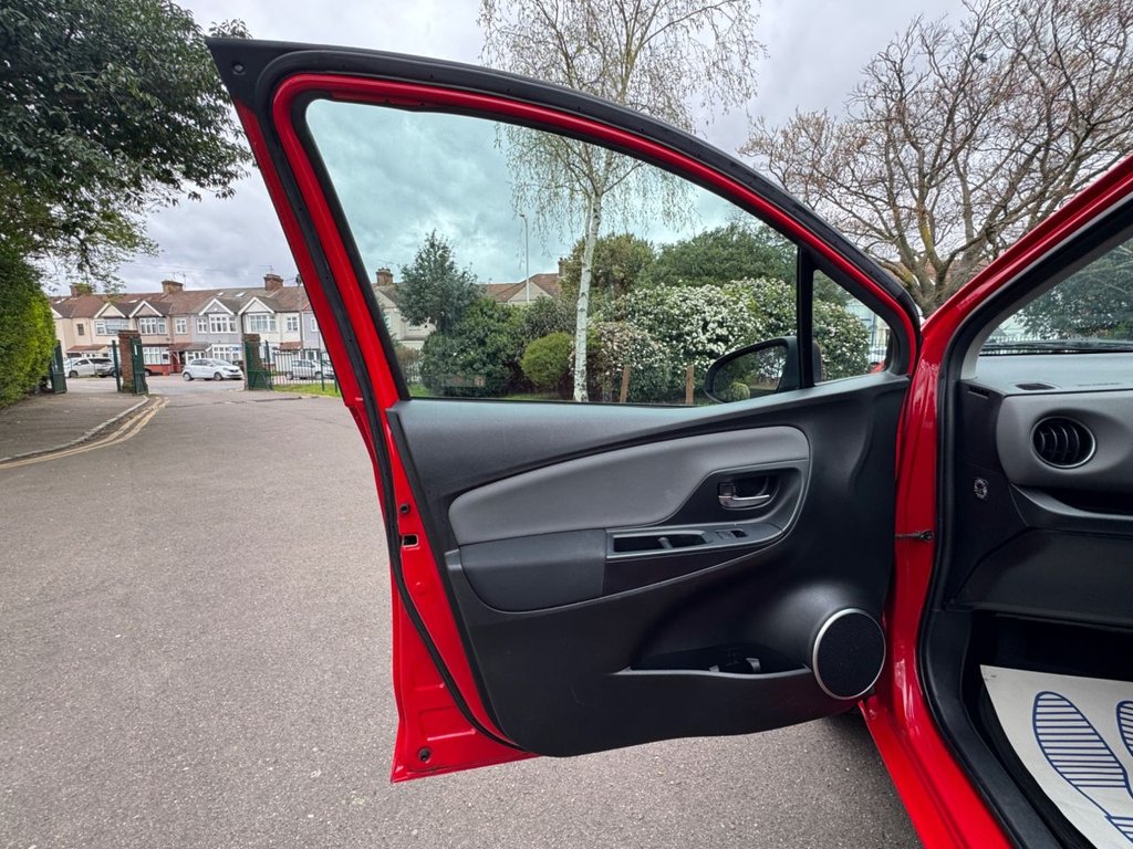 Used Toyota Yaris 2016 for sale - 78124540: Photo 14