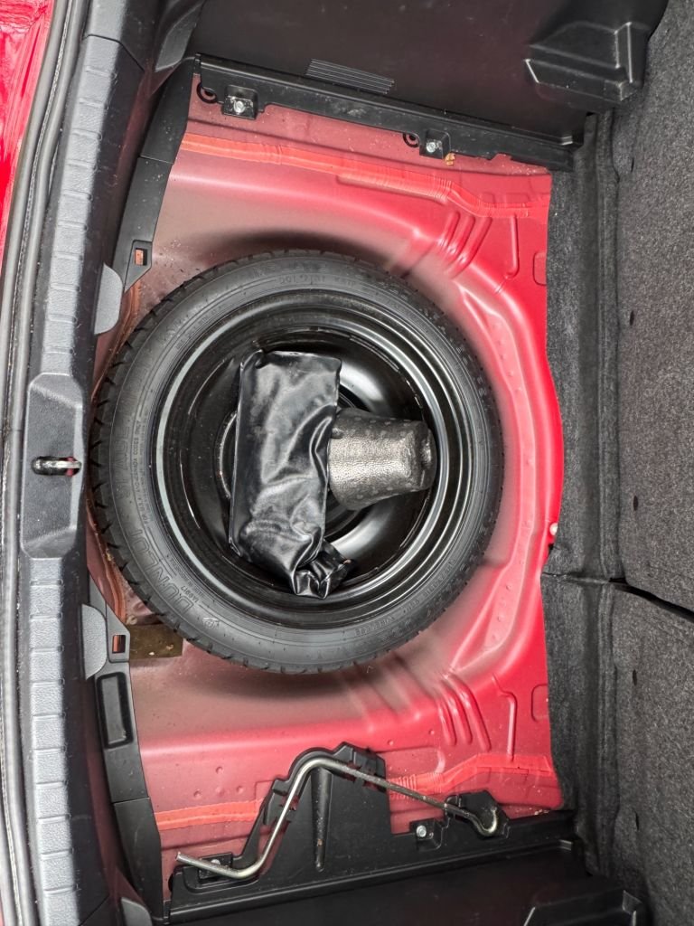 Used Toyota Yaris 2016 for sale - 78124540: Photo 24