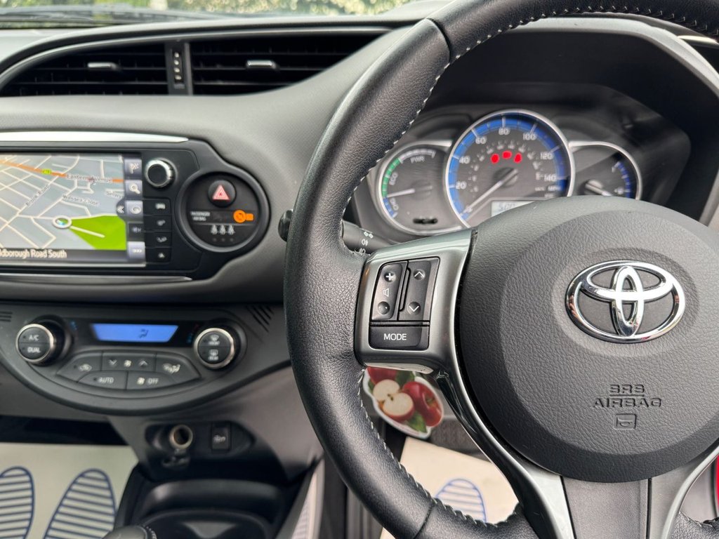 Used Toyota Yaris 2016 for sale - 78124540: Photo 32