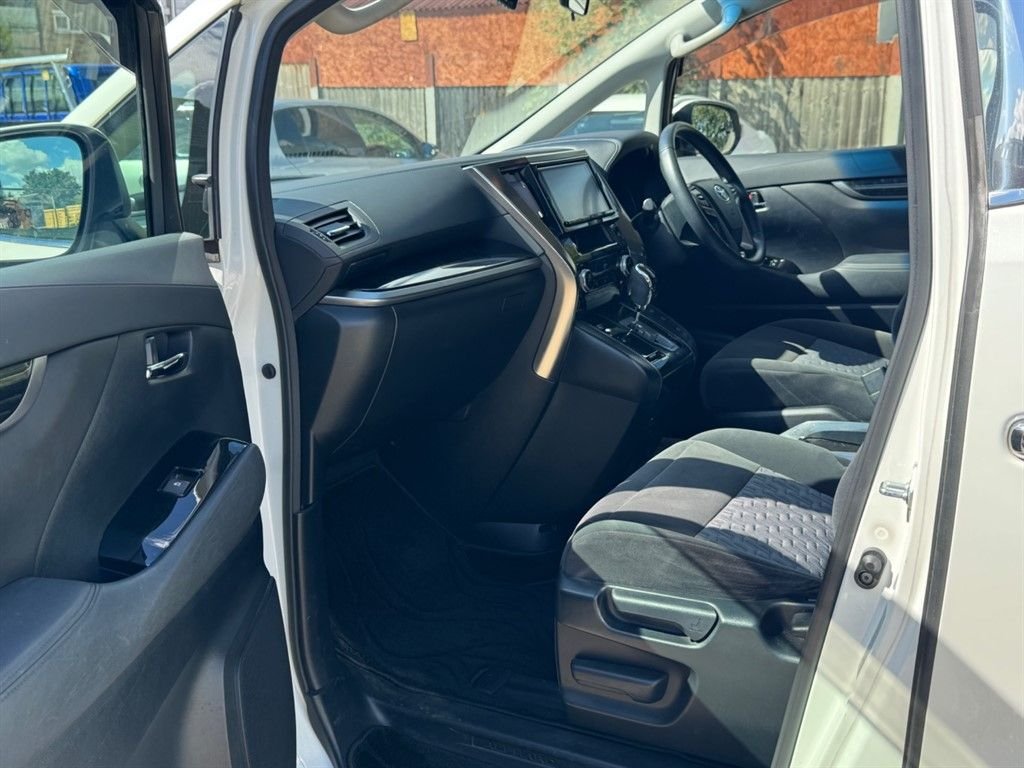 Used Toyota Alphard 2025 for sale - 77483474: Photo 39